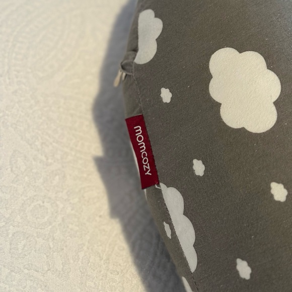 Momcizy Gray and White Cloud Pillow - Picture 2 of 5